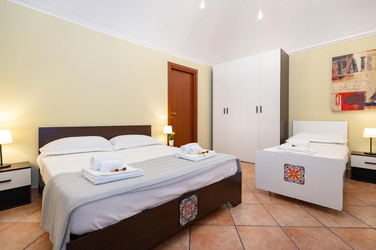 Stesicoro Exclusive Rooms Catánia Buitenkant foto