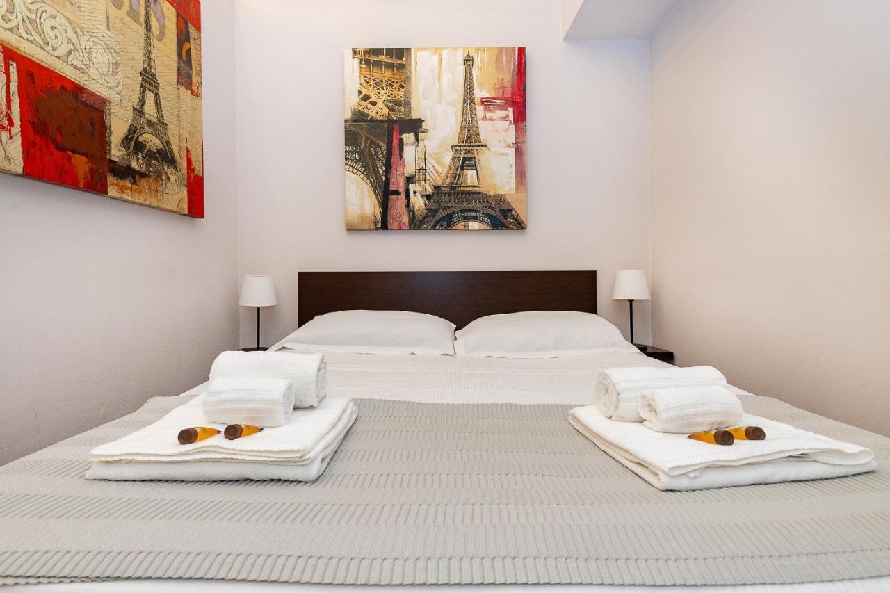 Stesicoro Exclusive Rooms Catánia Buitenkant foto